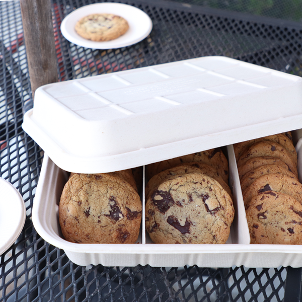 Raised Lid | Compostable Fiber Catering Pan | PLA Lined