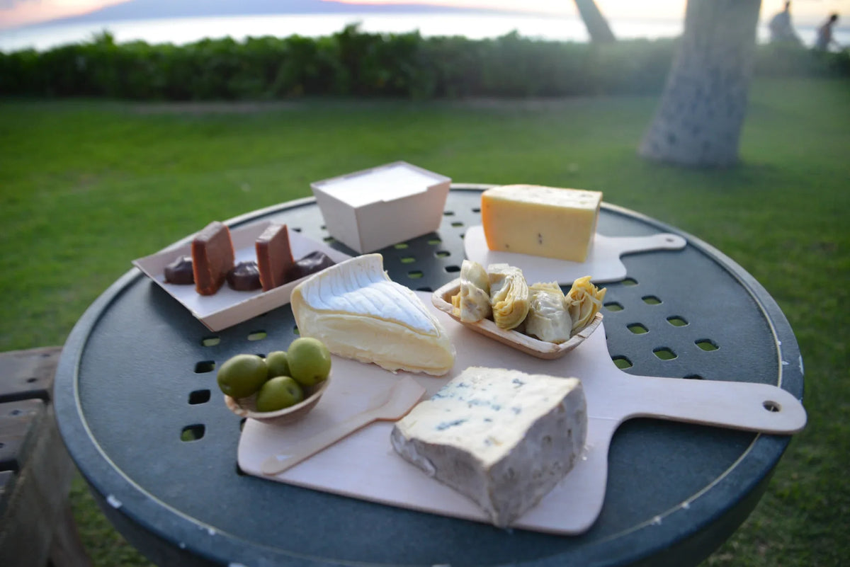 8" x 8" Square Cheese Board | Medium | Balsa Wood