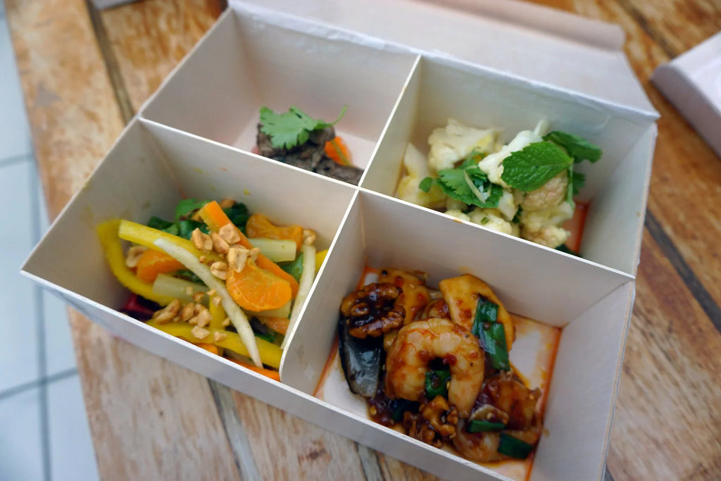 6" x 8" x 3" Collapsible Bento Box w/ Attached Lid | 3 Dividers