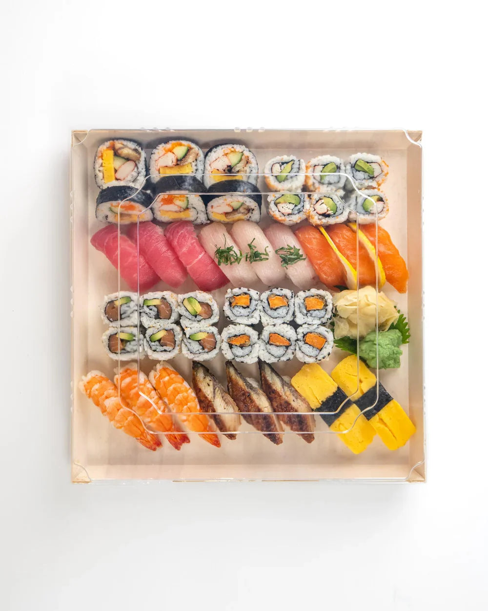 12" X 12" Covered Tray Set | Compostable Balsa Tray with RPET Lid